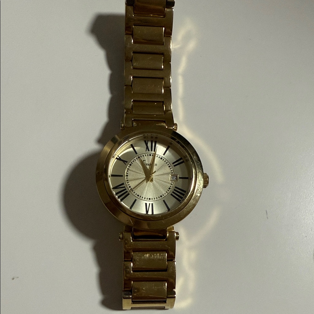 Freelook  Gold Roman Numeral Watch